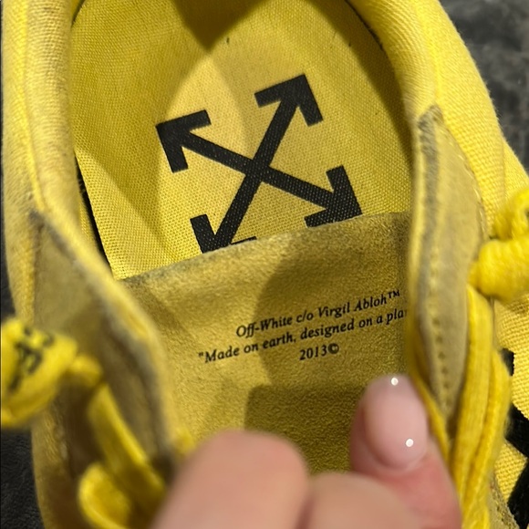 Off-White Size 46 / 13 Yellow Men's Low top Vulcanized Sneakers - Picture 13 of 16
